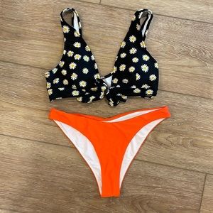 Cupshe Daisy Bikini Set